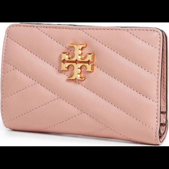 Tory Burch Handbags - 🌸NEW🌸TORY BURCH WALLET🌸